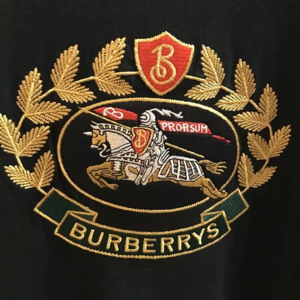 Burberry logo tee very rare. Size XL